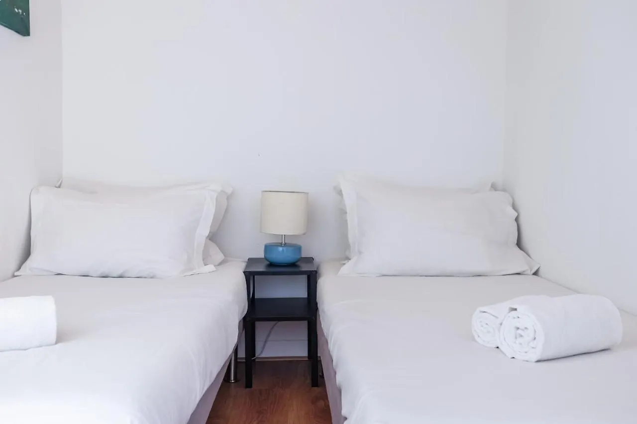 City Center Apt In Lively Bairro Alto! Lisbon Apartment
