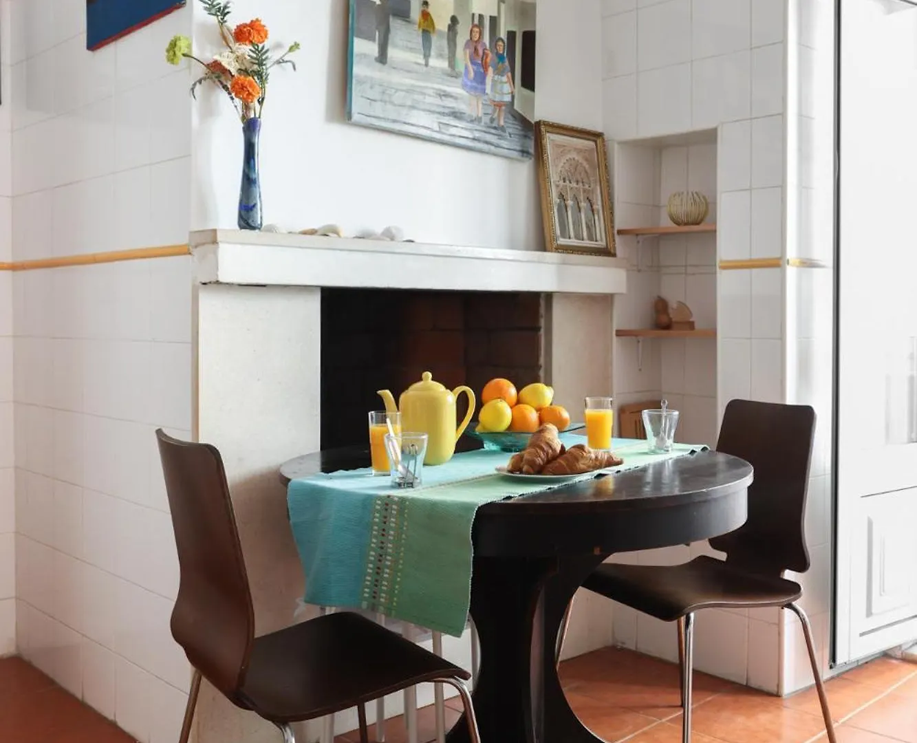 City Center Apt In Lively Bairro Alto! Lisbon Apartment