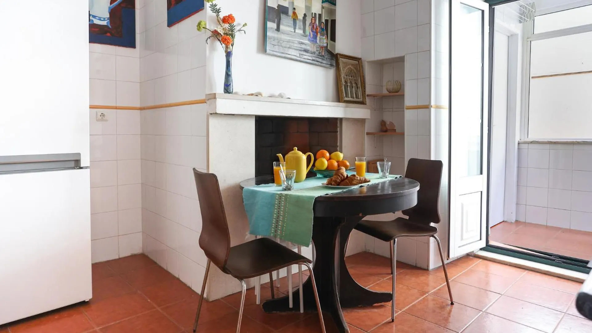 Apartment City Center Apt In Lively Bairro Alto! Lisbon